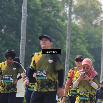 Runner Photo 7054848