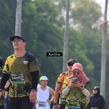 Runner Photo 7054851