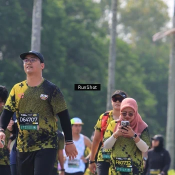Runner Photo 7054855