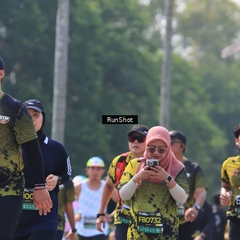 Runner Photo 7054862