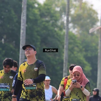 Runner Photo 7054868