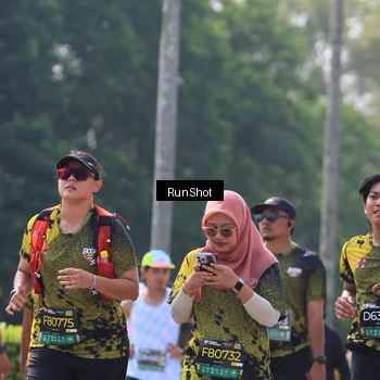 Runner Photo 7054870