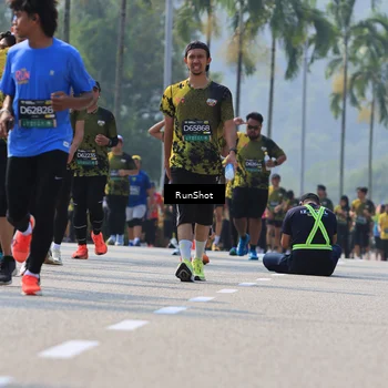 Runner Photo 7054874