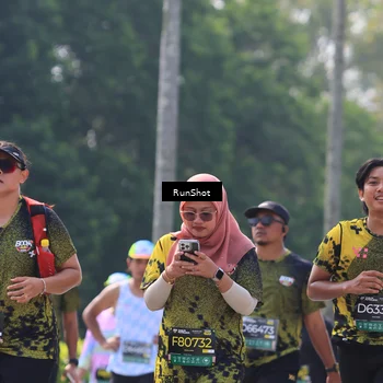 Runner Photo 7054875