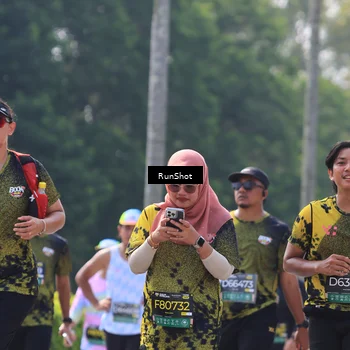 Runner Photo 7054877