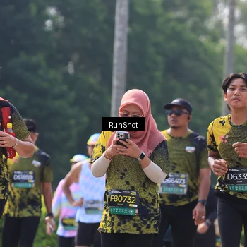 Runner Photo 7054881