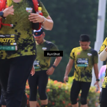 Runner Photo 7054900