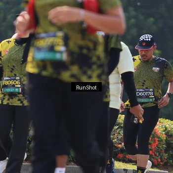 Runner Photo 7054902