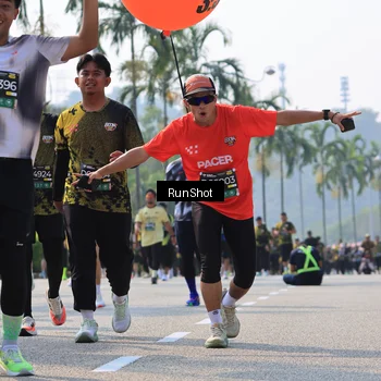 Runner Photo 7054919