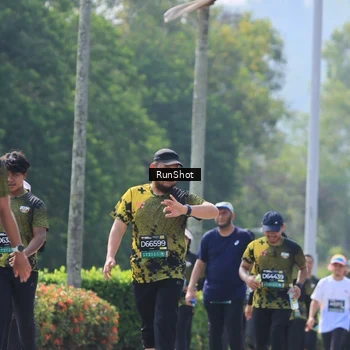 Runner Photo 7054947