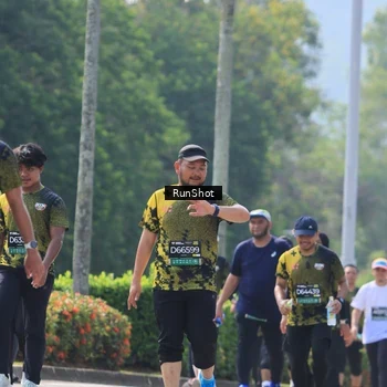 Runner Photo 7054948
