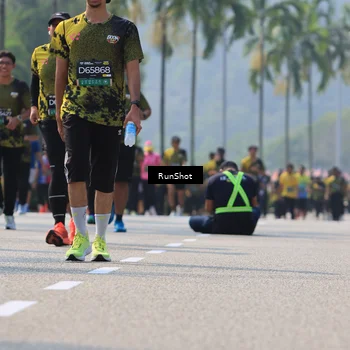 Runner Photo 7054952