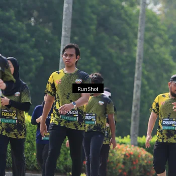 Runner Photo 7054955
