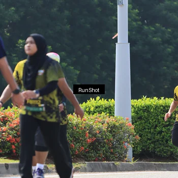 Runner Photo 7054973