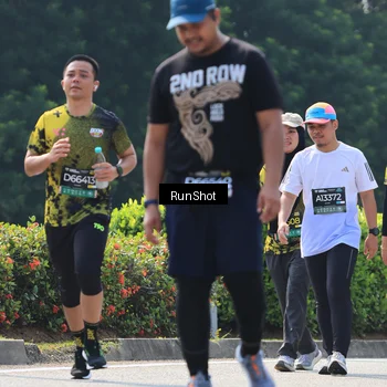 Runner Photo 7054990