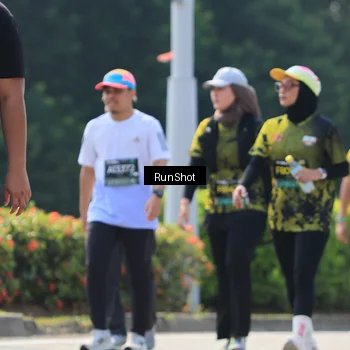 Runner Photo 7055013