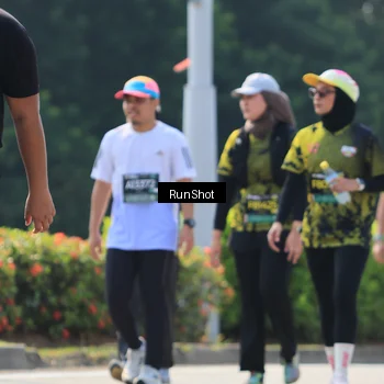 Runner Photo 7055014