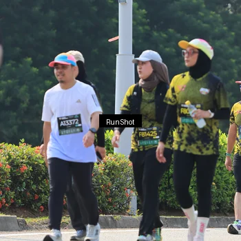 Runner Photo 7055019