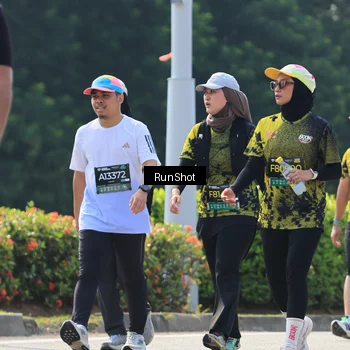 Runner Photo 7055020