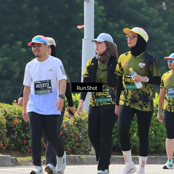 Runner Photo 7055021