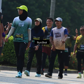 Runner Photo 7055025