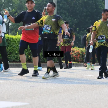 Runner Photo 7055061