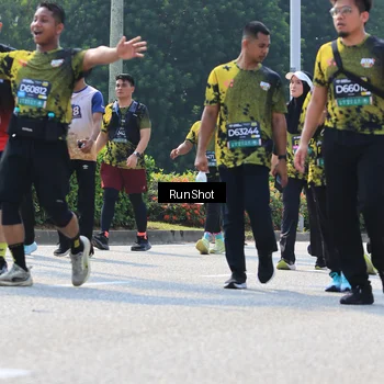 Runner Photo 7055065