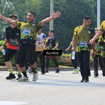 Runner Photo 7055066