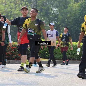 Runner Photo 7055072
