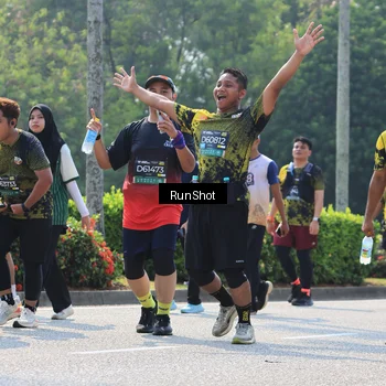 Runner Photo 7055079