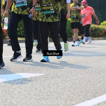 Runner Photo 7055085