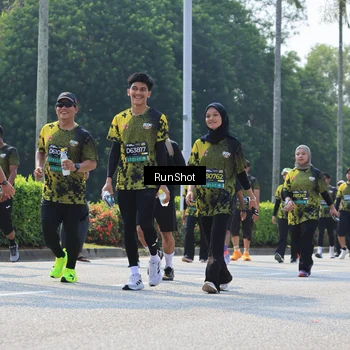 Runner Photo 7055094