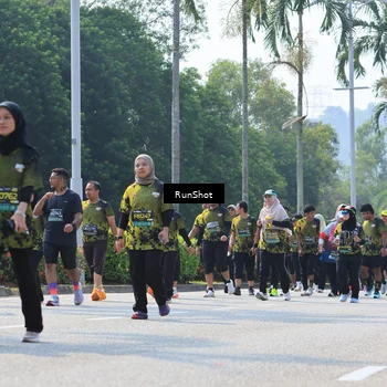 Runner Photo 7055104