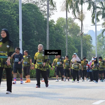 Runner Photo 7055108