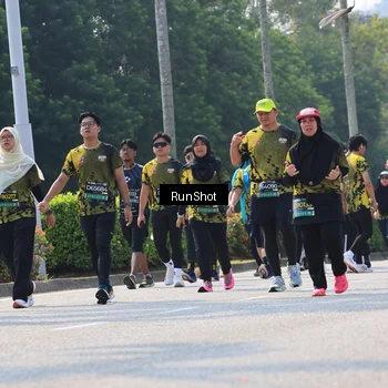 Runner Photo 7055112