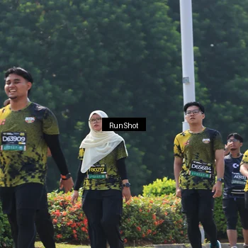 Runner Photo 7055121