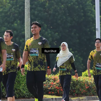 Runner Photo 7055122