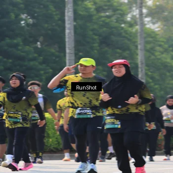 Runner Photo 7055125