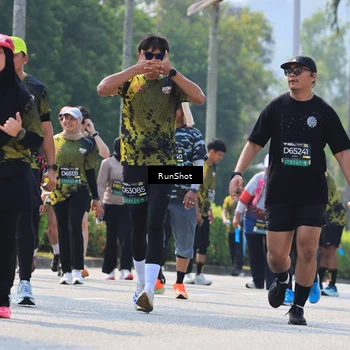 Runner Photo 7055140