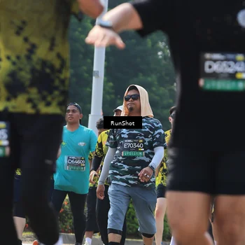 Runner Photo 7055144