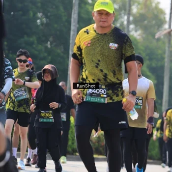 Runner Photo 7055148