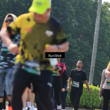 Runner Photo 7055158