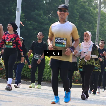 Runner Photo 7055163