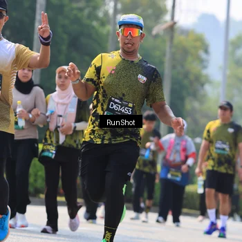 Runner Photo 7055165