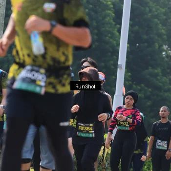 Runner Photo 7055173