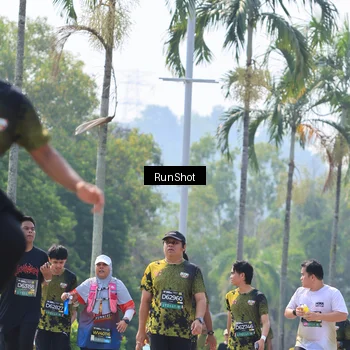 Runner Photo 7055176