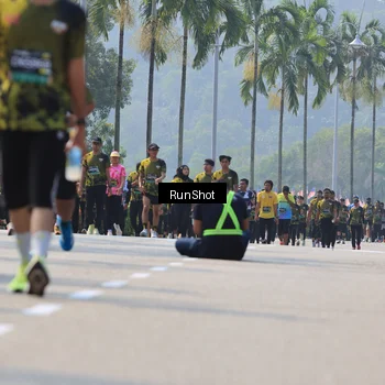 Runner Photo 7055179