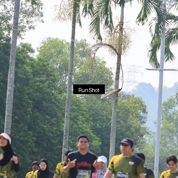 Runner Photo 7055186