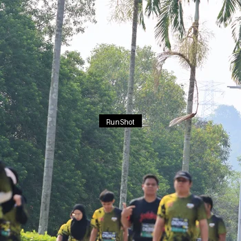 Runner Photo 7055192