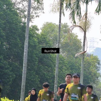 Runner Photo 7055195